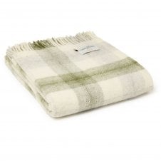 Pure New Wool Meadow Check Throw | Olive Green